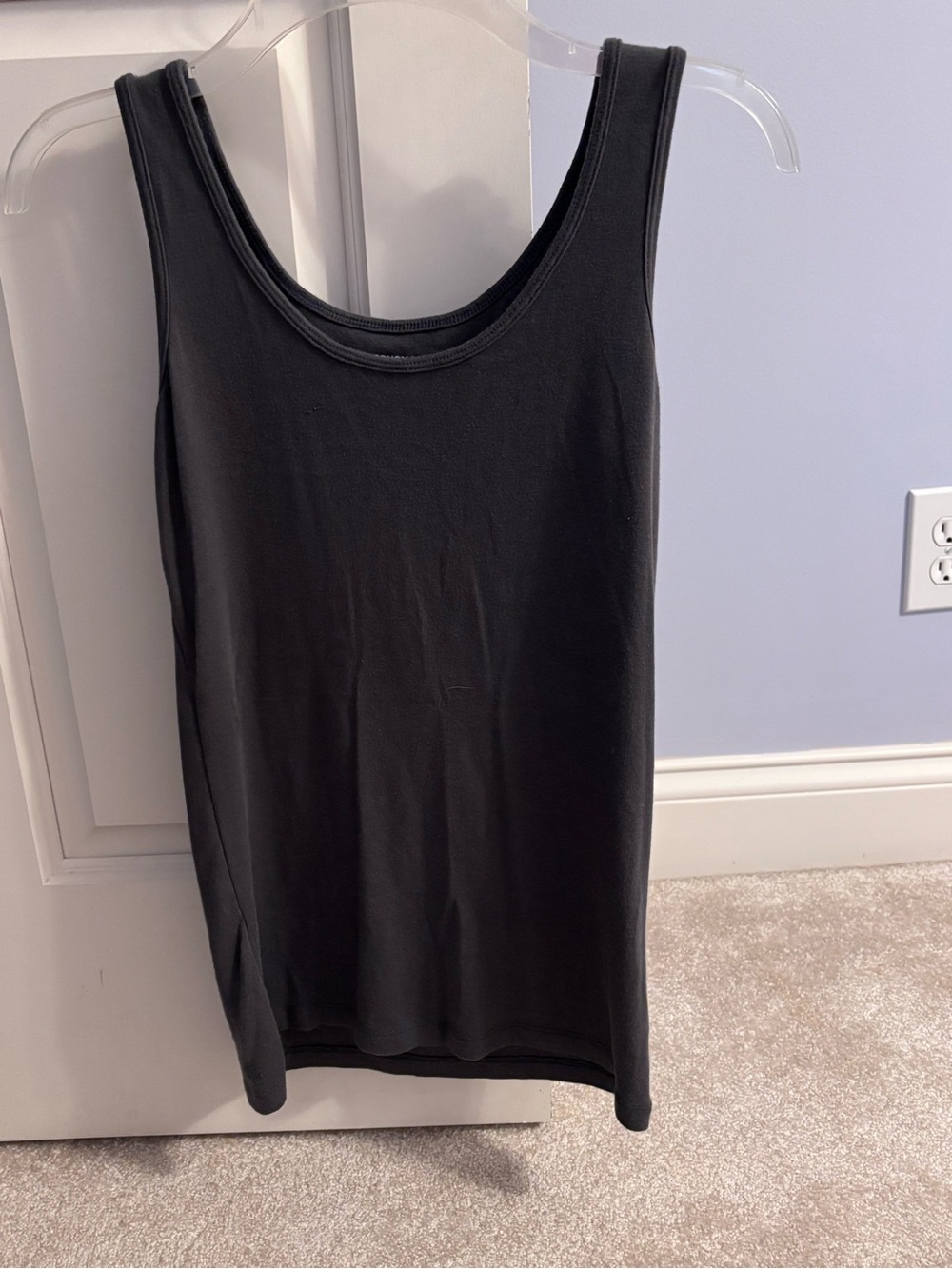 Sonoma Black Scoop Neck Tank Top